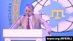 Конгресста Мостафа Җәмилев чыгышы