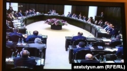 Վարչապետ Կարեն Կարապետյանը վարում է կառավարության նիստը, Երևան, 15-ը սեպտեմբերի, 2016թ․