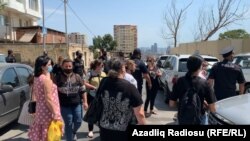 Bakının  "Sovetski" adlanan məhəlləsinin keçmiş sakinləri əvvəl yaşadıqları ərazidə etiraz aksiyanı keçirməyə cəhd edib