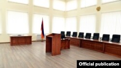 Բարձրագույն դատական խորհրդի նիստերի դահլիճը, արխիվ