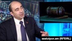 Руководитель оппозиционной парламентской фракции «Лусавор Айастан» Эдмон Марукян в студии Азатутюн ТВ, Ереван, 6 февраля 2020 г.