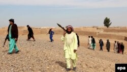 نیروهای محلی پلیس در سنگین؛ ولایت هلمند تحت حملات شدید طالبان قرار دارد