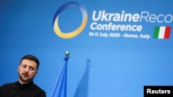 Իտալիա - Ուկրաինայի նախագահ Վլադիմիր Զելենսկին Հռոմի համաժողովում, 10-ը հուլիսի, 2025թ.