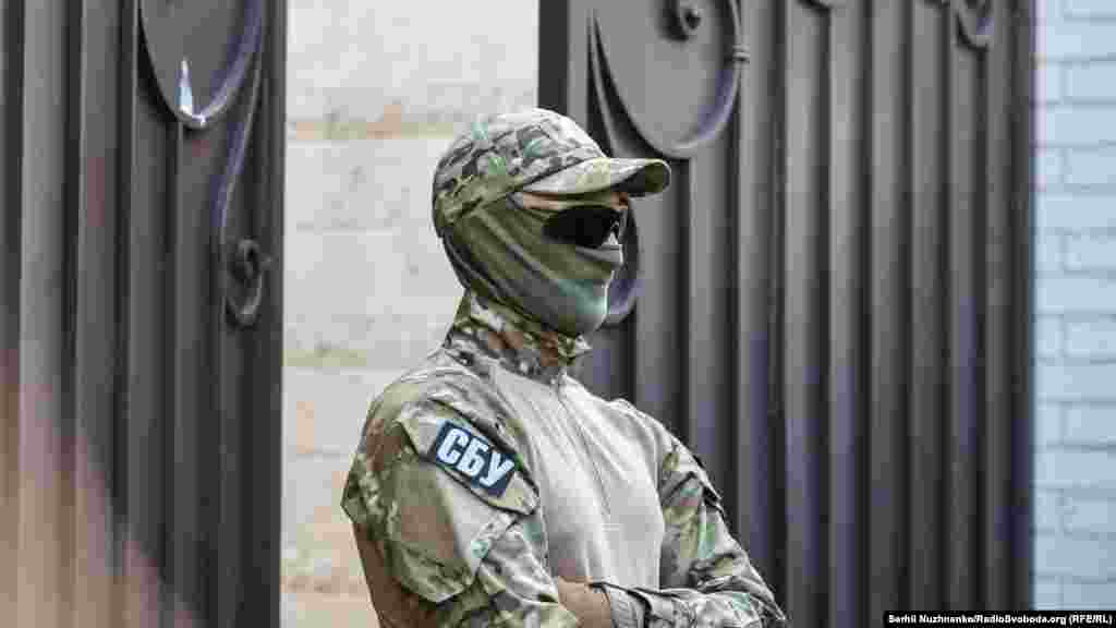 Також обшуки проводили в&nbsp;офісі&nbsp;партії &laquo;Опозиційна платформа &ndash; За життя&raquo;