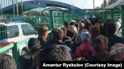 Ситуация на пункте пропуска "Ак-Жол" в Чуйской области. 11 октября 2017 года.