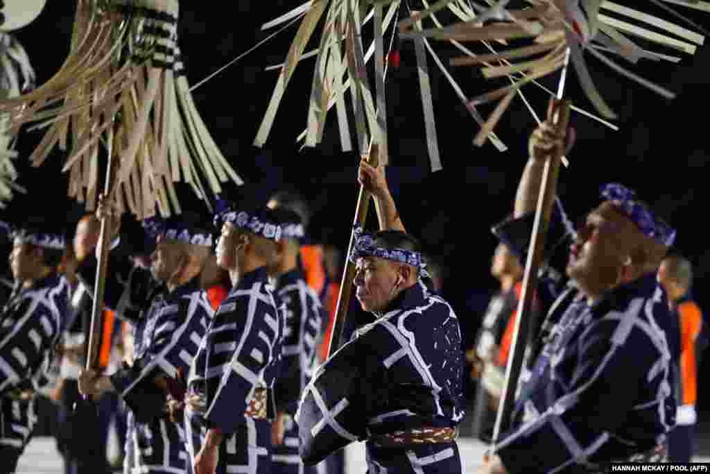 Выступ танцораў на цырымоніі адкрыцьця.