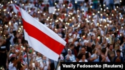 تصویری از معترضان بلاروس در شهر مینسک، پایتخت بلاروس