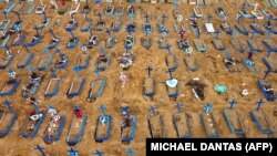 Կորոնավիրուսից մահացածների գերեզմանատուն Բրազիլիայում