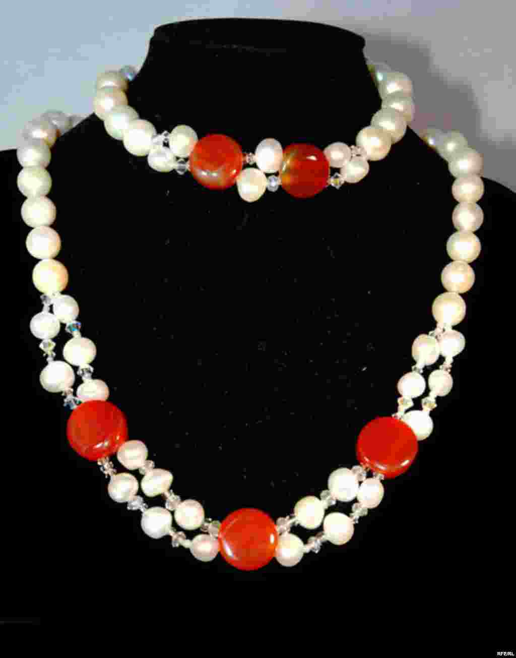 Выставка кыргызского ювелира в Лондоне #8