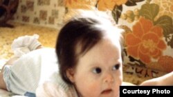 متفاوت بودن (۹)؛ شما فقط بهتر از ما پنهان‌کاری می‌کنید
