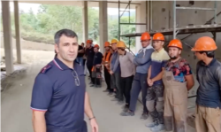 Рейд російської поліції з пошуку трудових мігрантів в Сочі. Росія