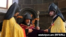 Շիրակի թեմի առաջնորդ Միքայել արքեպիսկոպոս Աջապահյան, արխիվ