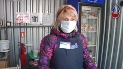 Продавчиня на ринку в окупованому Донецьку