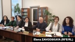 Олег Дамения сообщил, что коллектив ЦСИ готов продолжать работать и выполнять серьезные исследовательские проекты, в которых нуждается общество