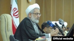 محمدجعفر منتظری، رییس دیوان عدالت اداری می‌گوید که دولت محمود احمدی‌نژاد از افراد فاسد حمایت می‌کرد.