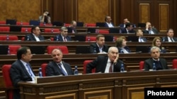 Հանրապետական խմբակցության պատգամավորները հոկտեմբերի 23-ի ԱԺ նիստում, արխիվ