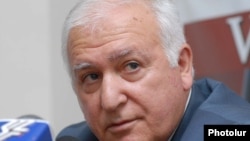 Заместитель председателя правящей Республиканской партии Армении Размик Зограбян 