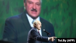 Բելառուսի նախագահ Ալեքսանդր Լուկաշենկոն ելույթ է ունենում «Կանայք հանուն Բելառուսի» ամենամյա ֆորումին, Մինսկ, 17-ը սեպտեմբերի, 2020թ.