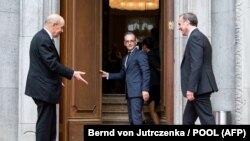 وزیران خارجه سه فرانسه، آلمان و بریتانیا؛ سه کشور ارو