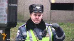 Майданцівці пікетують ДАІ