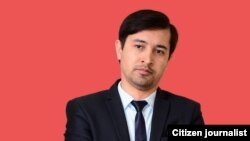 Uzbek journalist and blogger Abduqodir Mominov (file photo)
