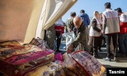 جمع‌آوری کمک‌های مردمی در سنندج