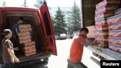 Коогалаң күндөрү гуманитардык жардам жеткиргендер