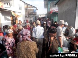 Ош шаарындагы борбордук базар. 12.8.2010.