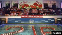 В чествовании вождя корейского народа участвовали, в том числе, пловцы-синхронисты
