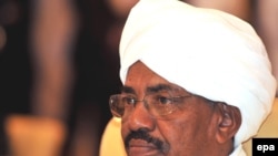 عمر البشیر، رئیس جمهور سودان، در جلسه گشایش نشست سران عرب