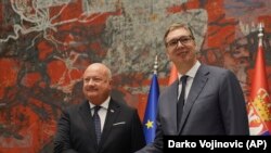 Канцлер Аўстрыі Крысьціян Штокер і прэзыдэнт Сэрбіі Аляксандар Вучыч. 13 жніўня 