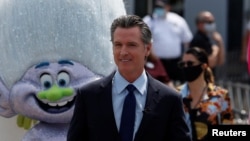 Калифорниянын губернатору Гэвин Ньюсом Лос-Анжелес шаарында.  15-июнь,  2021-жыл.