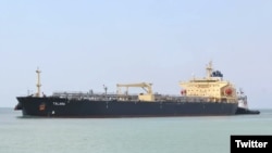 نفتکش تالارا هم‌اکنون «در نزدیکی جزیره قشم» پهلو گرفته است