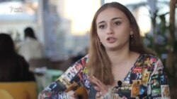 Tələbələr: 'Bizim təqaüdümüzdən niyə pul çıxılmalıdır?'