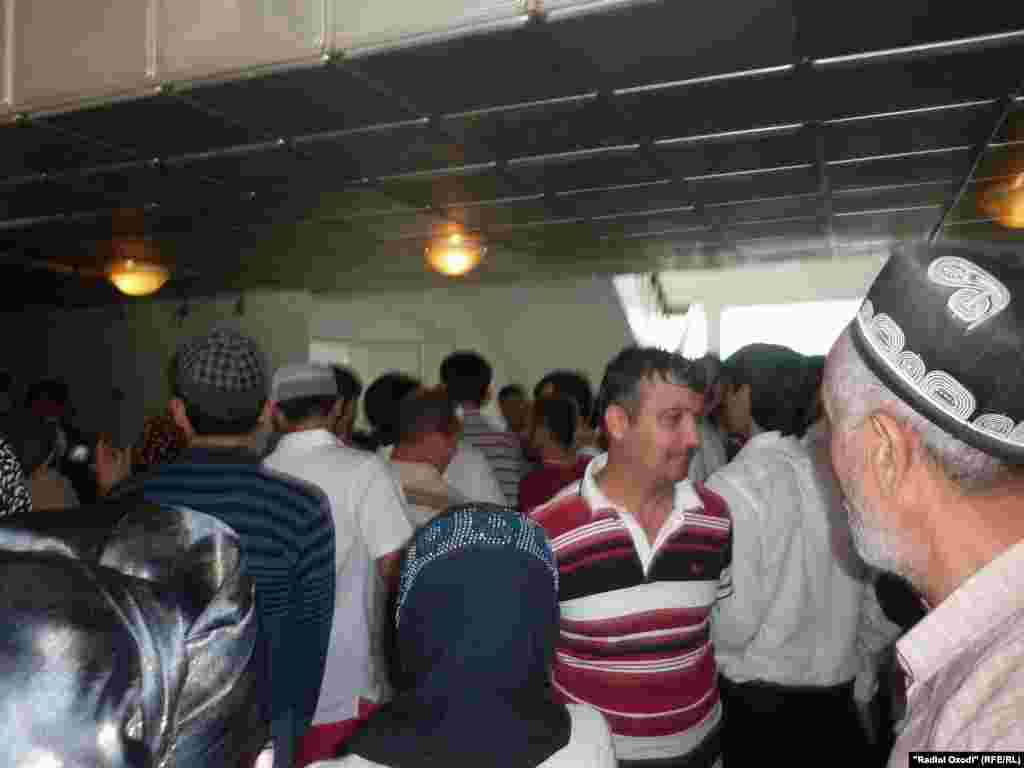 Таҷаммӯъи тоҷирони &quot;Саховат&quot; дар шаҳрдории Кӯлоб