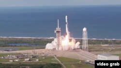 اسپیس ایکس قصد دارد در سری جدید موشک‌ها به میانگین ۱۰۰ بار با تعمیرات برای انجام مأموریت برسد