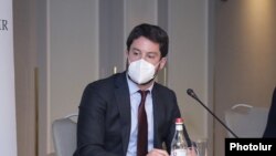 ԵԱՀԿ/ԺՀՄԻԳ դիտորդական առաքելության ղեկավար Էողան Մերֆին լրագրողների հետ հանդիպմանը։ 