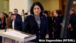 Дав Москве понять, что Грузия не против углубления переговорного формата, президент неожиданно сменила внутриполитическое видение