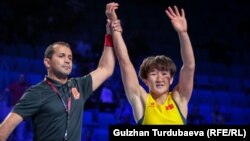 Айсулуу Тыныбекованын дүйнө чемпионатынын финалына чыккан учуру. 19-сентябрь, 2019-жыл.