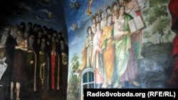 З Києво-Печерської лаври зникли кілька ікон, потир і хрест