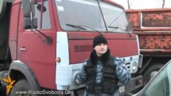 «Народний блокпост»: активісти блокують виїзди із «Межигір’я»