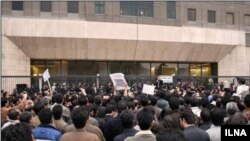 عمده اعتراض ها با هدف حمایت از تظاهرات معلمان در تهران برگزار شد.