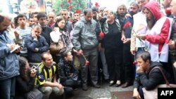 محل کشته شدن ادهم ساری‌سلوک در سال گذشته در چنین روزی، جایی بود که بنا بر گزارش خبرگزاری فرانسه معترضان تلاش کرده‌اند در آن گرد آیند