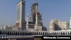 Мустақиллик йилларида рамазон умраси зиёратини адо этганлар сони жами 80 мингдан ошироқ бўлди. Талабгорлар сони эса бундан бир неча ўн баробарга кўплиги айтилади.