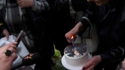 «Անձրև լինի, թե կարկուտ, կանգնելու ենք Վարդանի կողքին». ծննդյան տորթ ու հանրահավաք ԱՄՆ դեսպանատան մոտ 