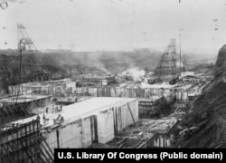 Строительство шлюзов в Гатуне, приблизительно 1910 год