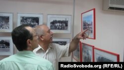 Відвідувачі виставки пізнають себе на старих фотографіях