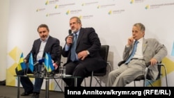 Cулдан: Ленур Ислямов, Рефат Чубаров, Мостафа Җәмилев