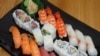 Суши и роллы. Иллюстративное фото. 