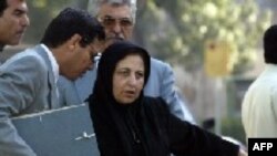 شیرین عبادی می گوید که بازداشت زهرا بنی یعقوب و ابراهیم لطف اللهی خودسرانه بوده است.